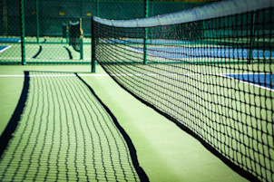Spas with sports bars for watching Wimbledon