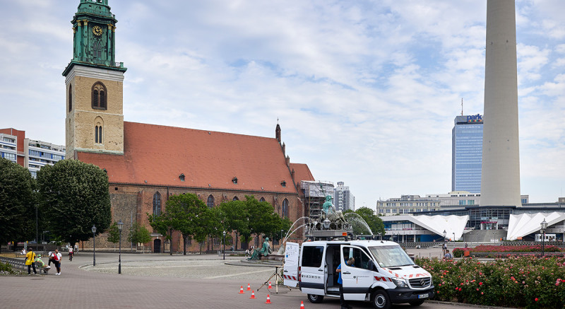 Messpunkt Neptunbrunnen: Hier herrscht viel Betrieb im Funkverkehr. Die Grenzwerte sind dennoch auch hier bei Weitem nicht ausgeschöpft.