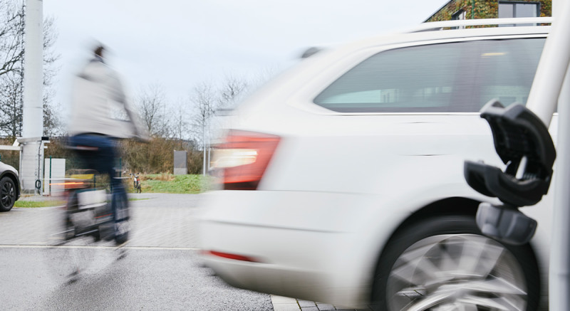 Situationen wie diese, in dem das Auto den Rückwärtsgang einlegt, wurden dann im Campusnetz auf dem Gelände der Triopt GmbH getestet.