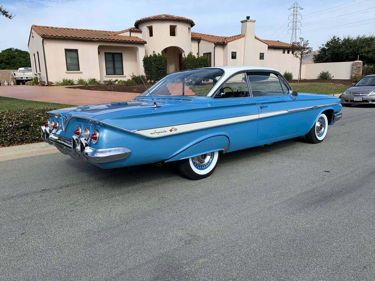 blue-poly-metallic-beauty-1961-chevrolet-impala-bubbletop-2-door-hardtop00u0u 5OOvNGaxGCQ 0jm0ew 1200x900