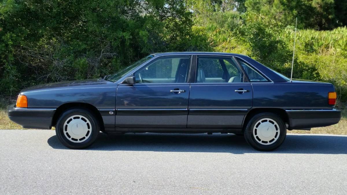 sweet-sedan-58k-mile-1987-audi-5000s-sedan-5-speed00o0o dVwytW6MGFzz 0CI0lM 1200x900