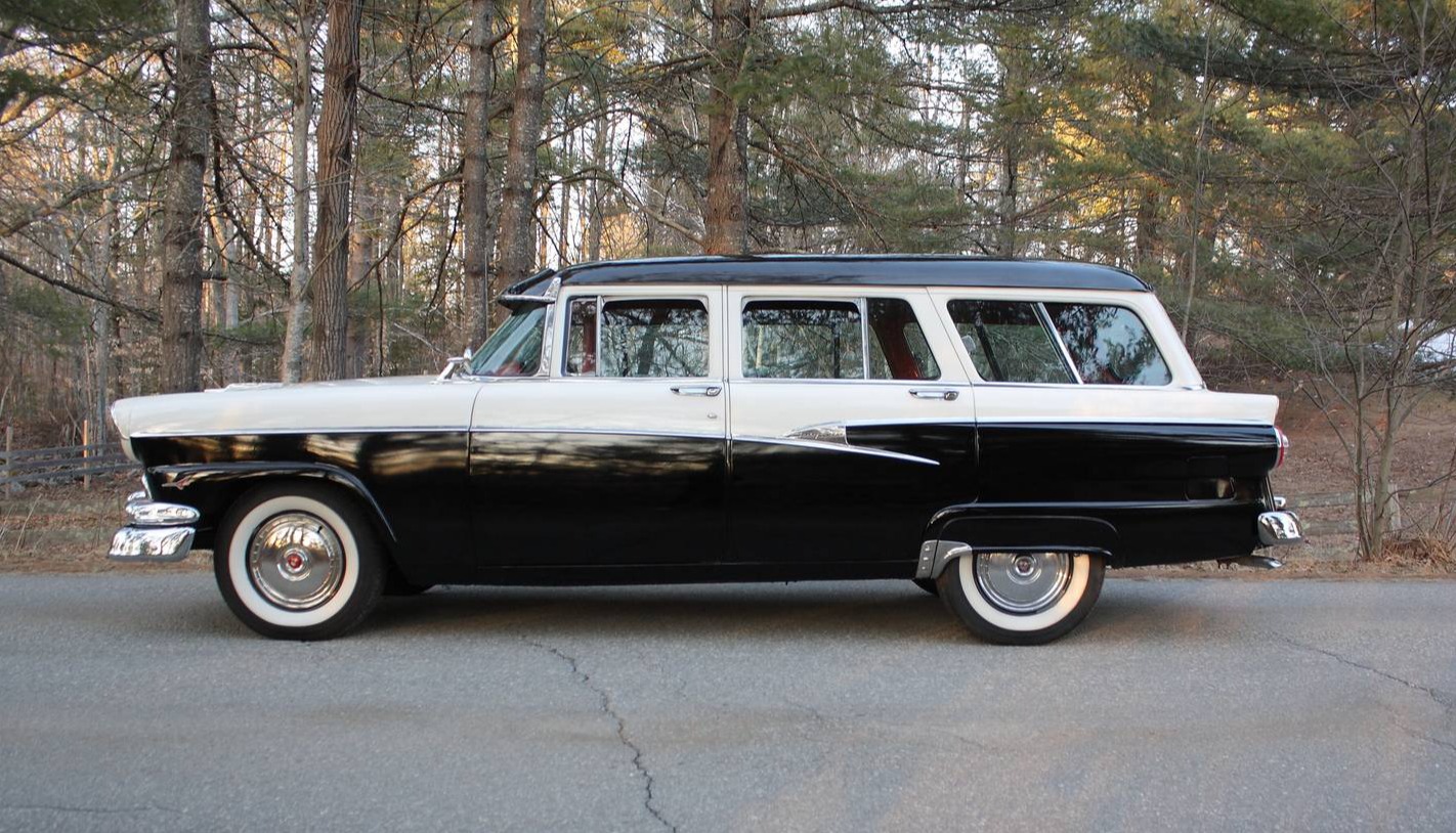 high-style-hauler-w-the-heart-of-a-thunderbird-1956-ford-country-sedan78263126-770-0@2X