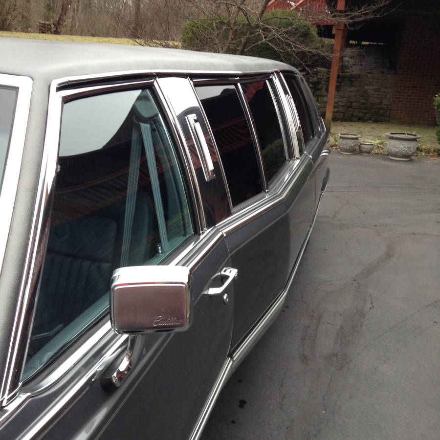 ultimate-limo-34k-mile-1990-cadillac-brougham-widebody-limousine-by00W0W 41nCG4ODLFlz 0t20t2 1200x900