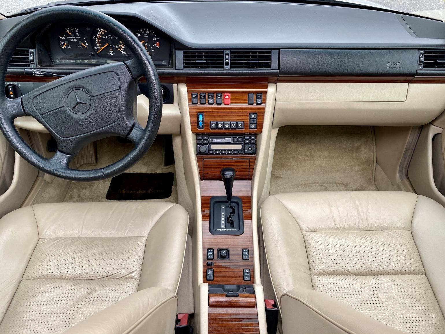 built-to-a-standard-not-to-a-price-32k-mile-1995-mercedes-benz-e320-estate77959129-770-0@2X