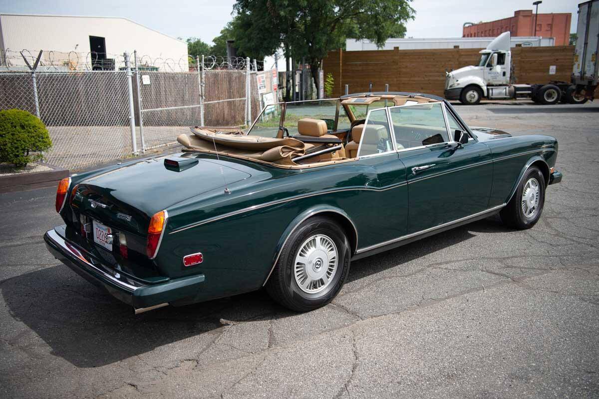 a-rolls-no-not-really-1987-bentley-continental-convertible75726761-770-0@2X