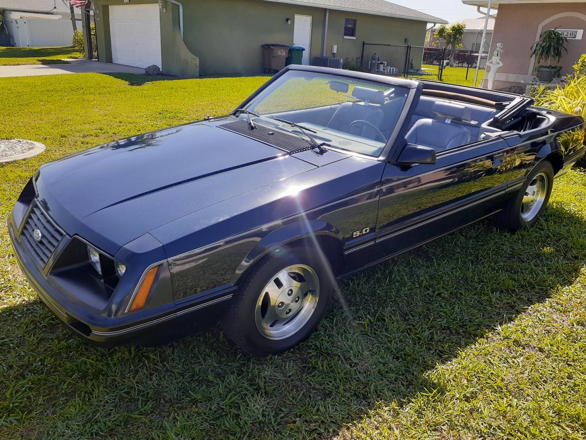 one-of-one-fox-32k-mile-1983-ford-mustang-glx-5-0-convertible-5-speed00V0V 8Hfx054EQh6z 0CI0t2 1200x900