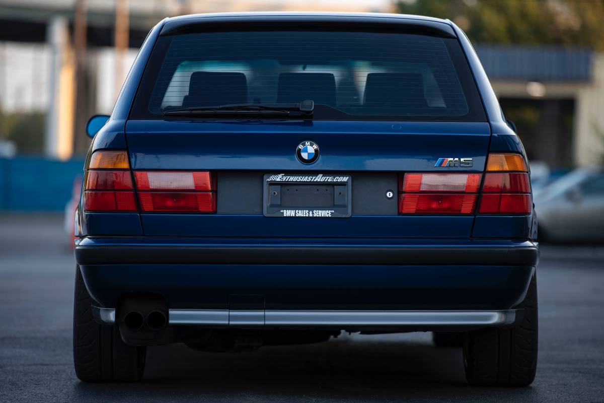 Not Your Typical Soccer Wagon: 42k Mile, 1994 BMW E34 M5 Touring 6-SpeedIMG 7919
