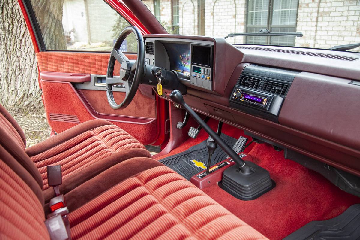 1992 chevy silverado interior