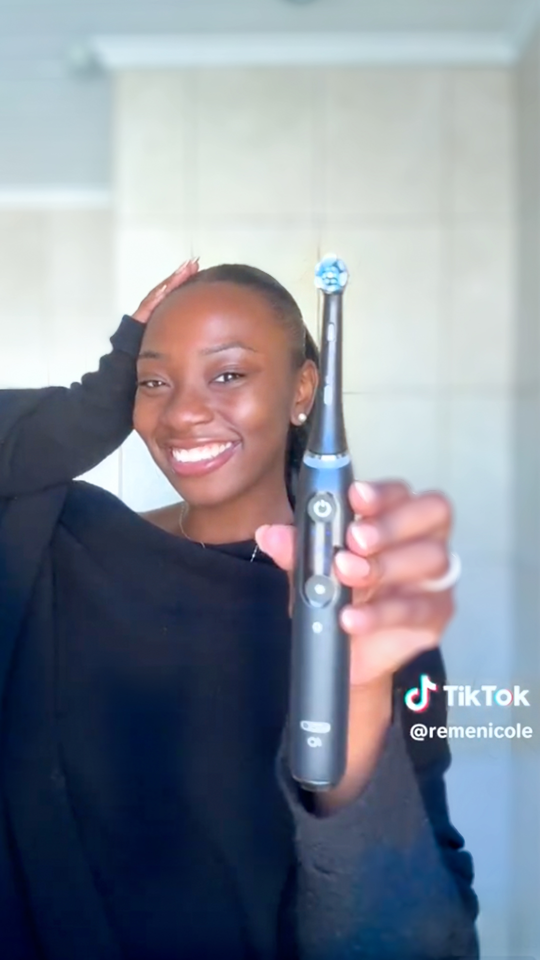 Oral-B iO Series 9 Electric Toothbrush | Oral-B UK