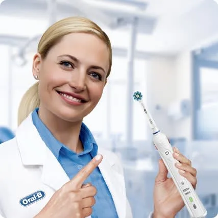 Smart 5000 CrossAction Electric Toothbrush | Oral-B