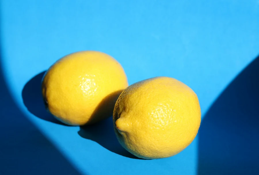 Two identical lemmons