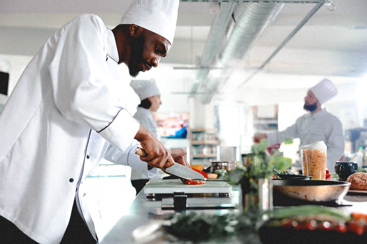 How Restaurants Can Navigate Food Inflation In 2023