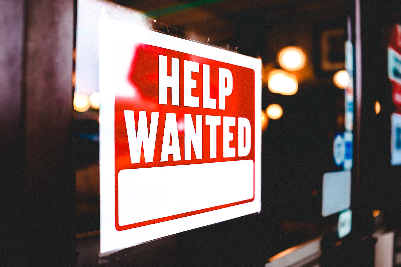 How to Find Workers During the Restaurant Labor Shortage | Qwick