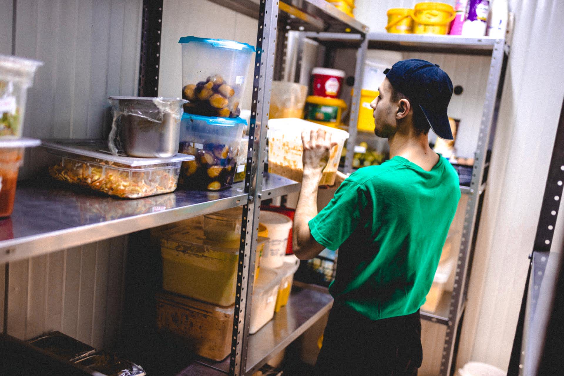 Move Over, Uber! 5 Side Hustle Apps That Put You in Control