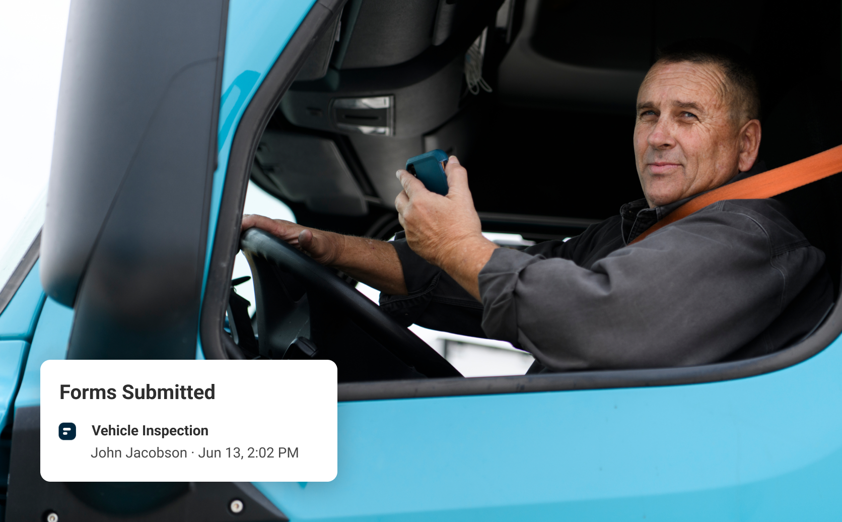 Eliminate lost or inaccurate forms and simplify your workers’ daily paperwork with intuitive mobile workflows.