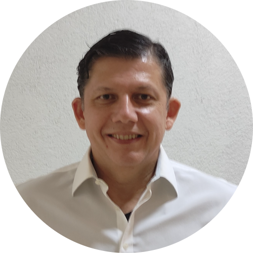 Edmundo Reyes headshot
