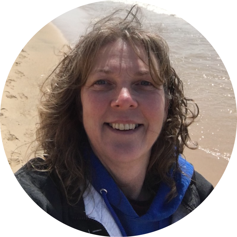 Ginger Morneau headshot