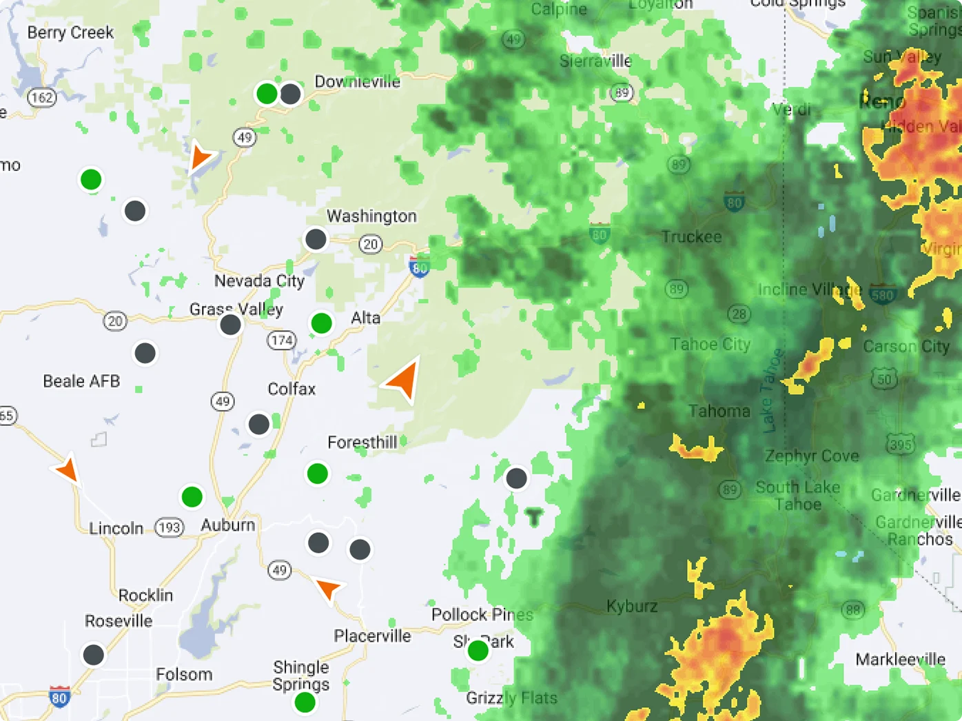 Weather radar map showing Northern California with green and orange weather patterns, city markers, and highway numbers.