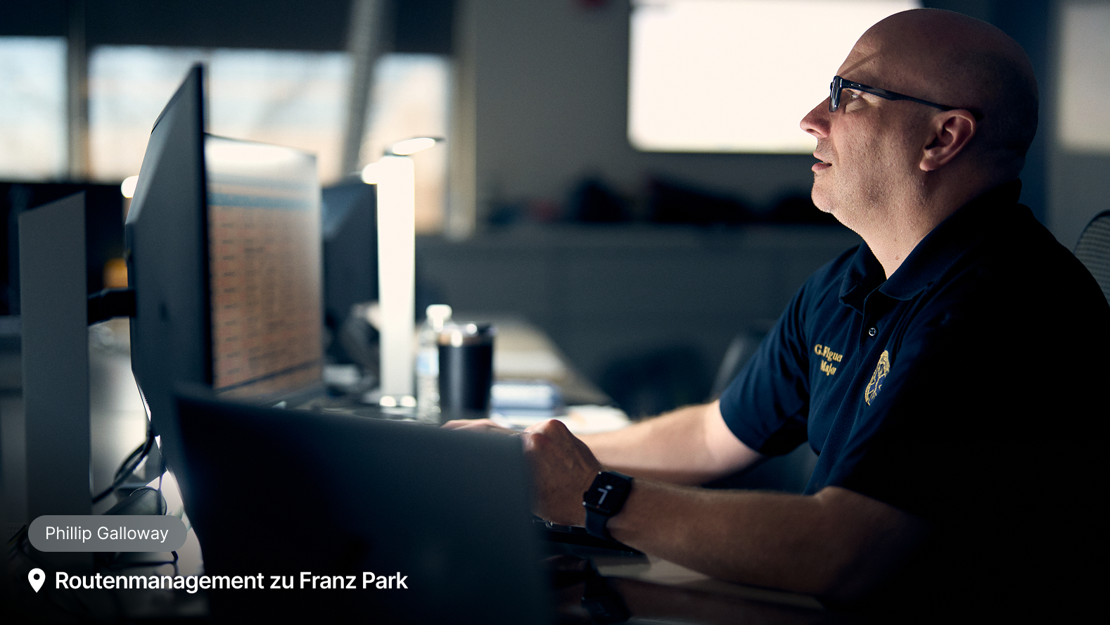 Routenmanagement-Manager mit der Samsara Connected Operations Platform