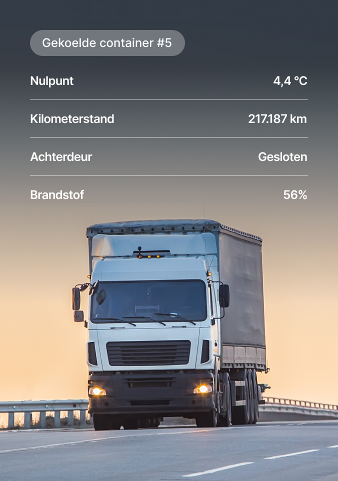 Digitaal dashboard voor koelcontainer 5 met weergave van temperatuur, kilometerstand, deurstatus en brandstofniveau