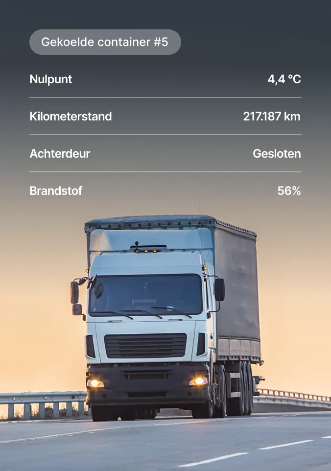 Digitaal dashboard voor koelcontainer 5 met weergave van temperatuur, kilometerstand, deurstatus en brandstofniveau