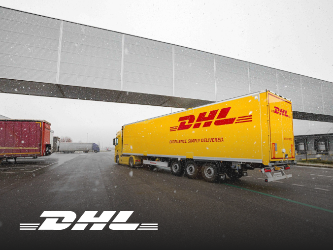 Un camion DHL en transit
