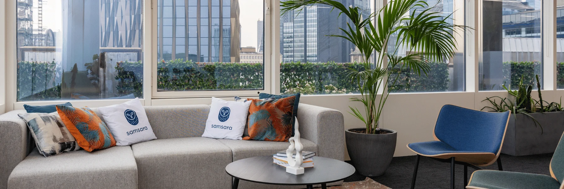 Screenshot of team members at Samsara that creates positive end-to-end experience for our customers