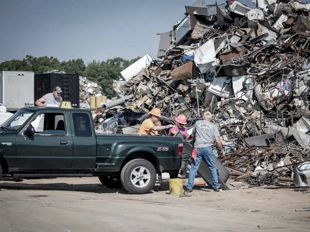 CFC Recycling helps protect drivers and simplifies compliance and maintenance with Samsara
