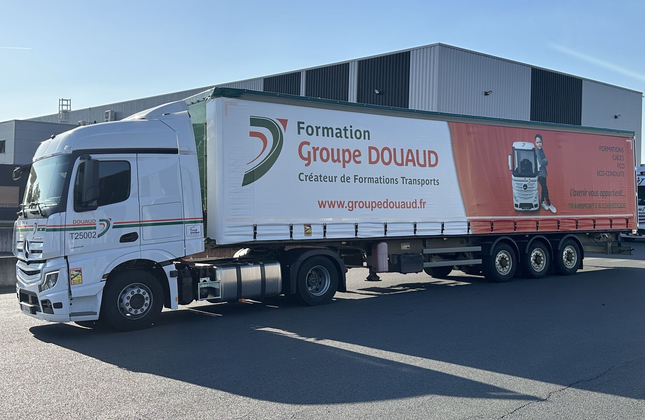 Transports Douaud enhances driver safety with Samsara's AI-powered dashcams