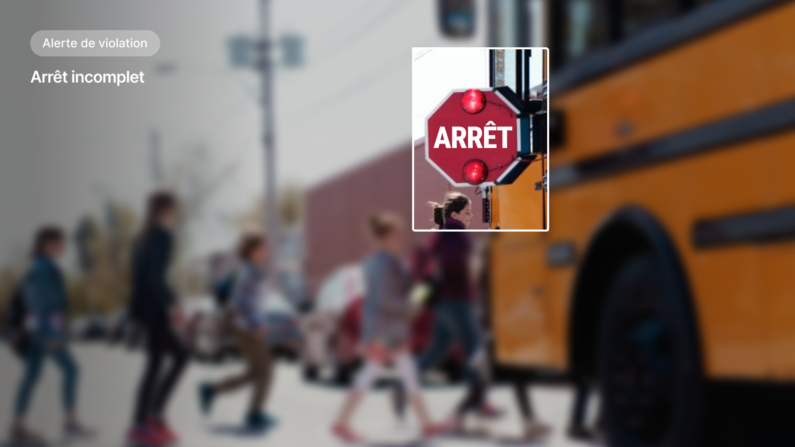 Détection d'un arrêt glissé lors de la conduite à proximité d'un autobus scolaire