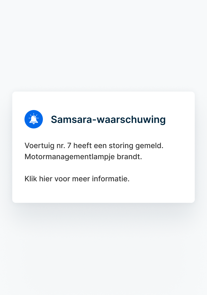 Een Samsara Alert geeft aan dat een voertuig een storing heeft gemeld en het motormanagementlampje brandt.