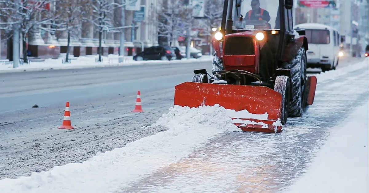 Samsara outdoor waterproof sensor on vehicle