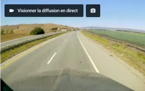 Effectuez des accompagnements virtuels avec vos conducteurs en diffusant des vidéos facultatives en direct.