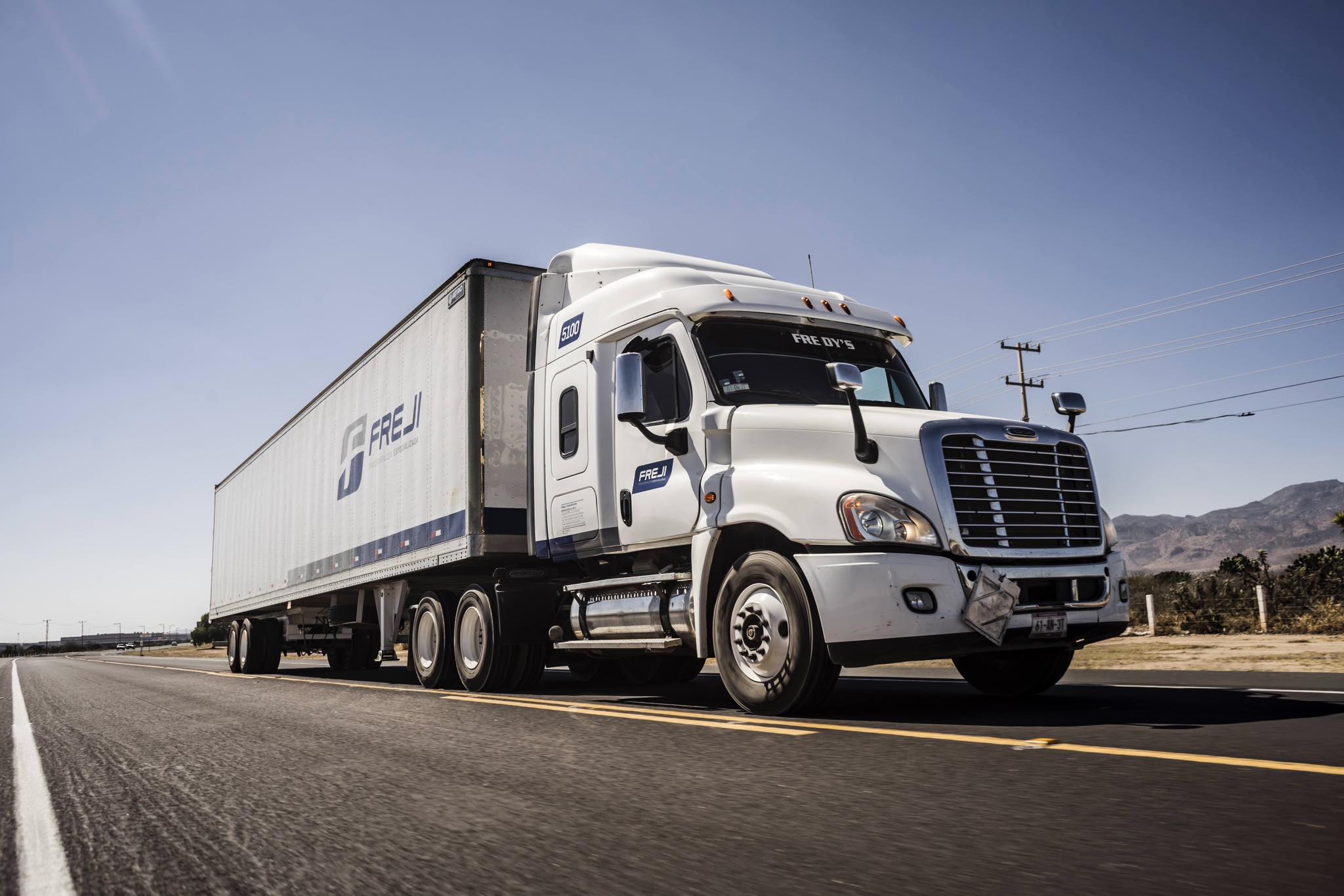 FREJI transforma la seguridad y eficiencia de la flota, logrando una reducción del 85% en el robo de vehículos y del 87% en accidentes