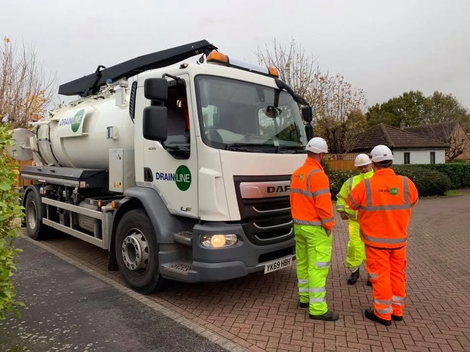 How Drainline Southern Ltd cut total claims costs by 73% with Samsara