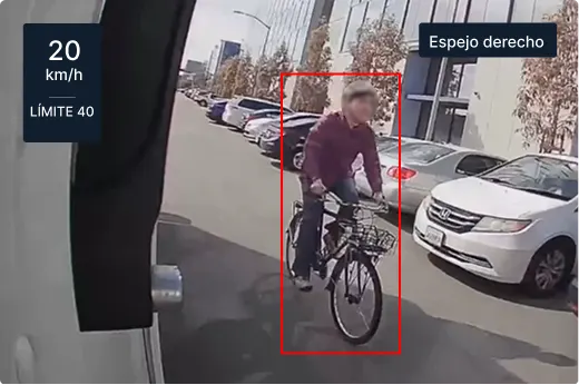 Vista del panel que muestra a un ciclista en la calle, pantalla de velocidad que indica 13 km/h en zona de 25 km/h.