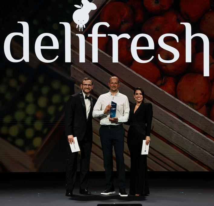 Customers being awarded at the Samsara Beyond 2025