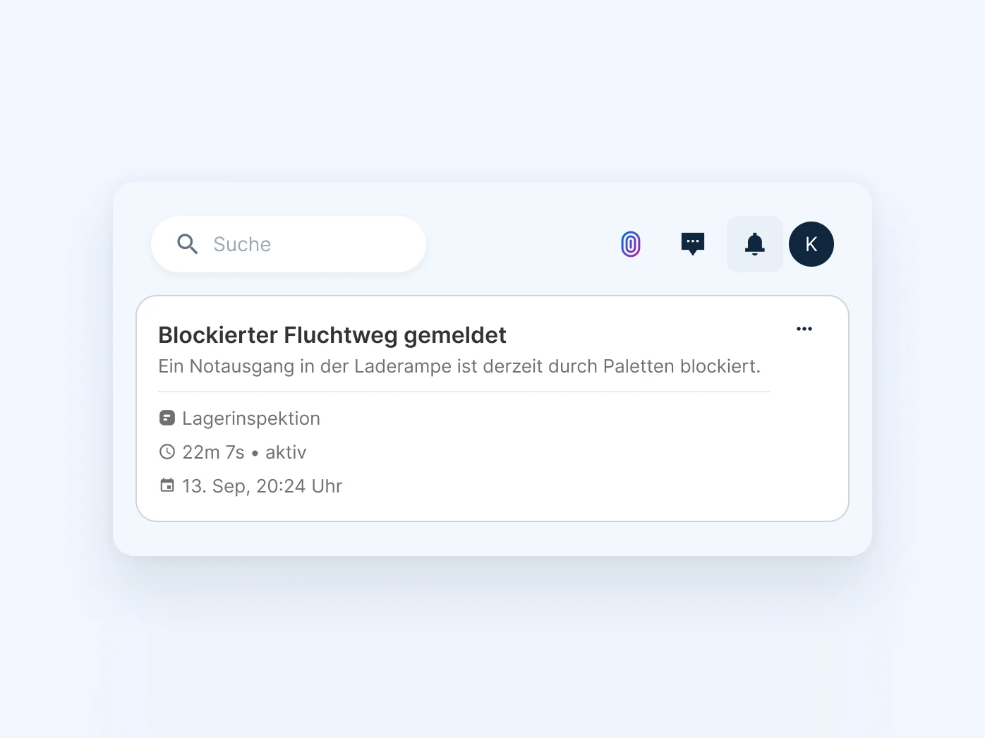 App-Nachricht zeigt Sicherheits-Benachrichtigung über einen blockierten Notausgang im Lagerbereich, gemeldet um 20:24 Uhr.