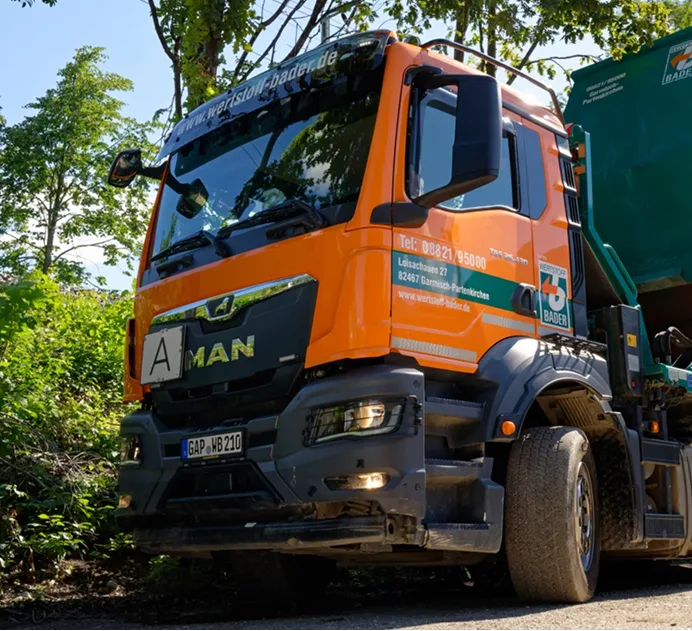 Wertstoff Bader verbessert betriebliche Effizienz und Sicherheit mit Samsara