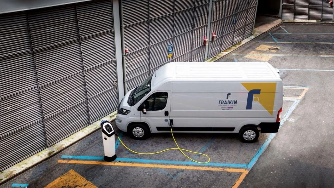 Fraikin pioneers sustainable fleet management with Samsara