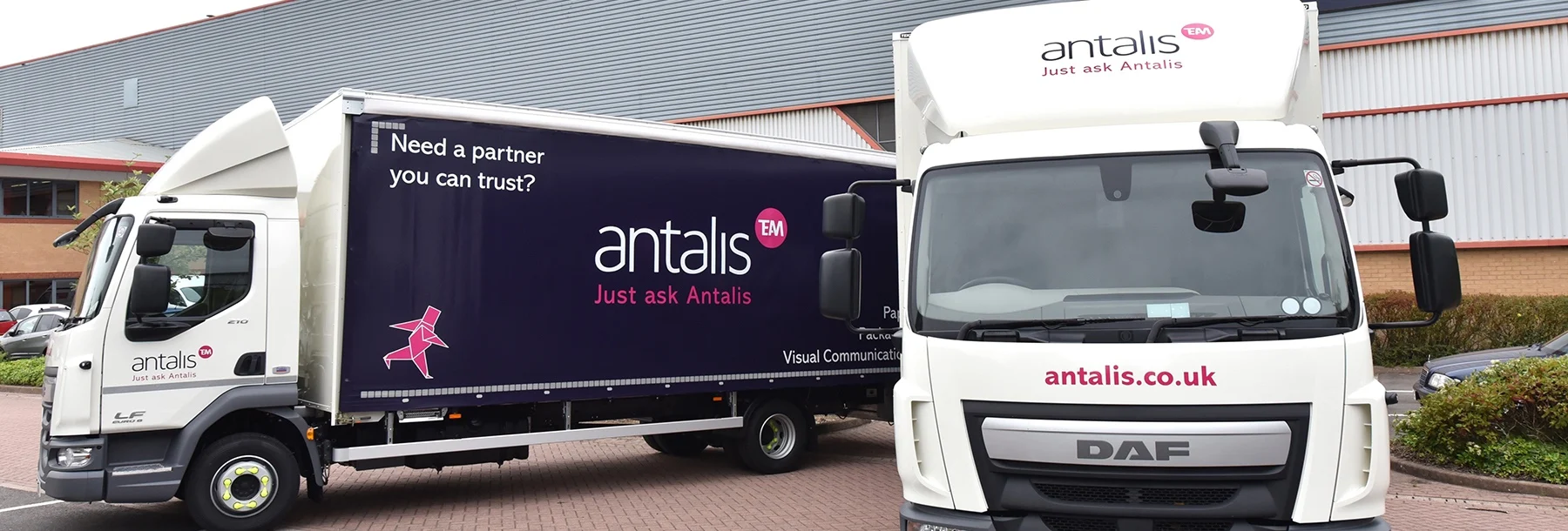 Picture of 2 Antalis Vehicles