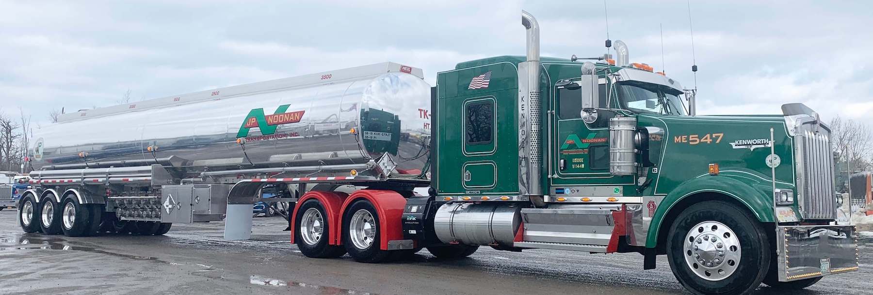 Oil tanker truck