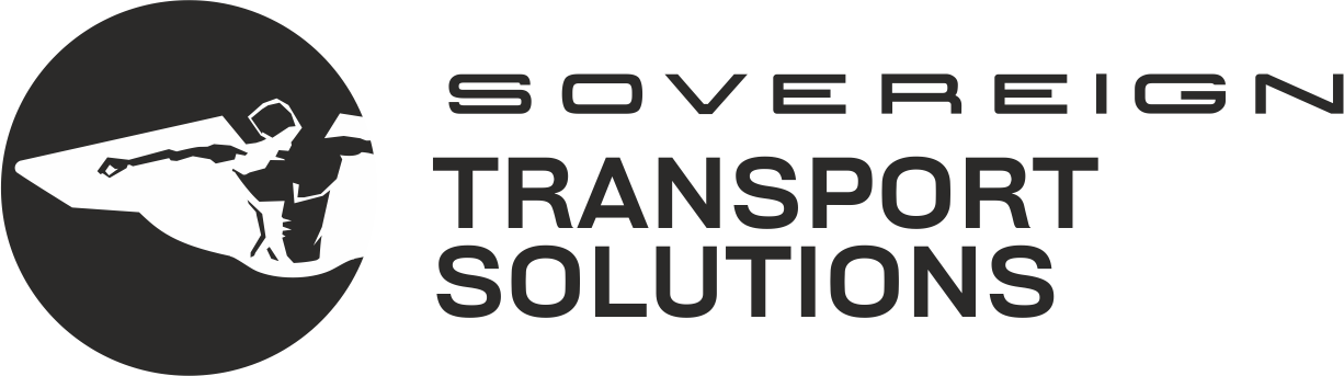 Logo von Sovereign Transport Solutions mit Fahrzeug in einem schwarzen Kreis und Firmennamen in moderner Schrift.