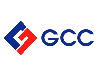 Logo de GCC con un símbolo geométrico azul y rojo a la izquierda y las letras "GCC" en azul a la derecha.