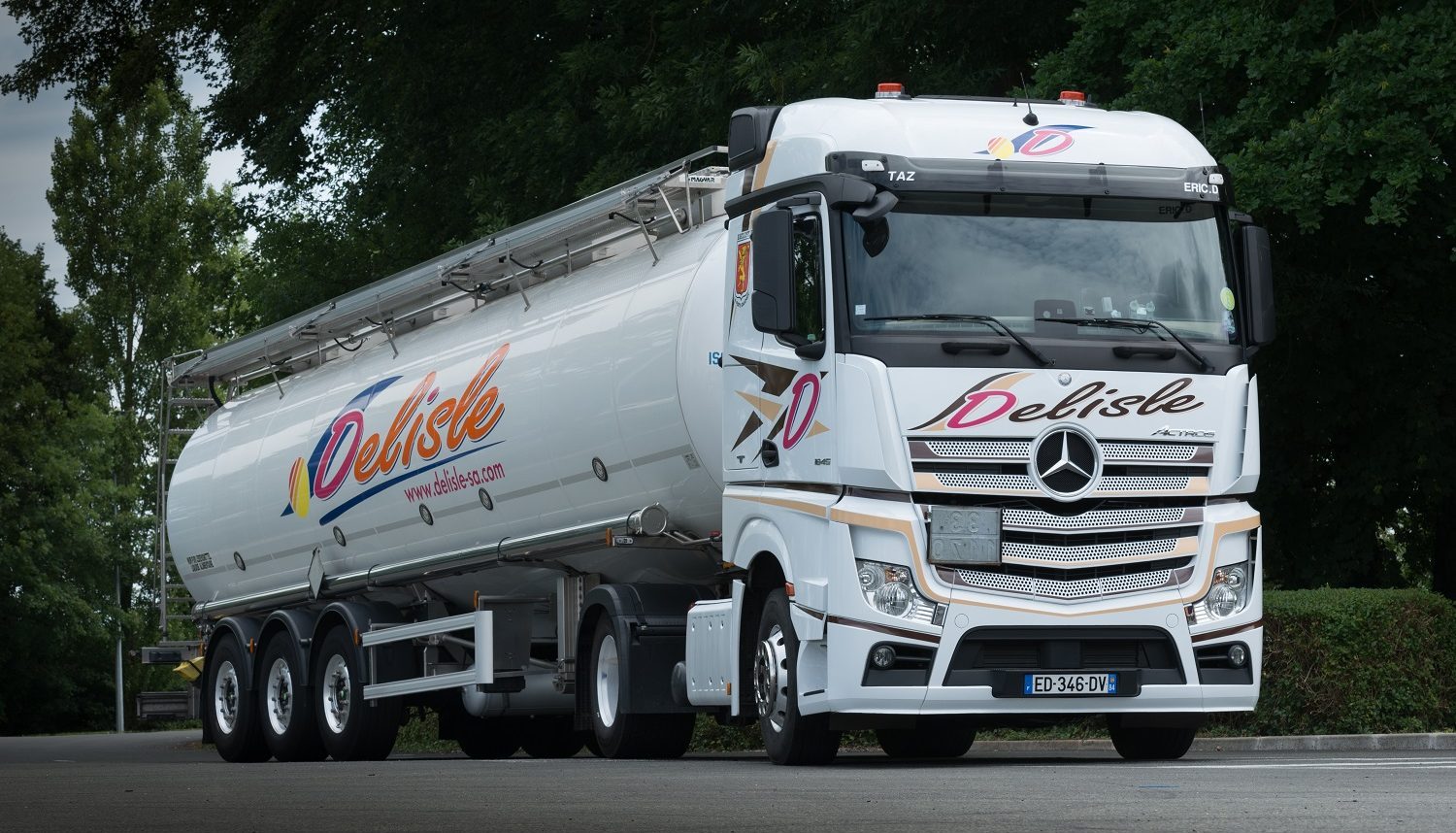 Le groupe Delisle renforce la sécurité de sa flotte et optimise sa gestion des sinistres avec Samsara