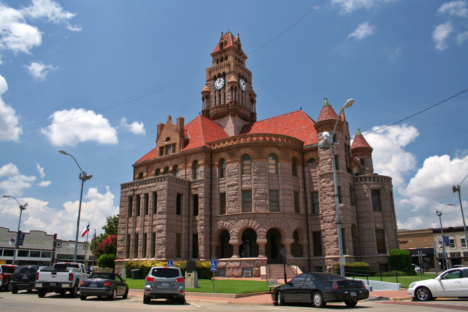 Wise County, Texas Municipal Building - Source: LMPark Photos - Shutterstock