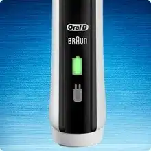 image - Oral-B PRO 760 CrossAction Elektrisk Oppladbar Tannbørste Bonuspakke - Side by side 3