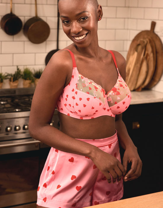 Summer nights…and supportive sleepwear! Bravissimo's sleep bras and PJs  with built-in support keep you secure while you relax. Enjoy 20% off all