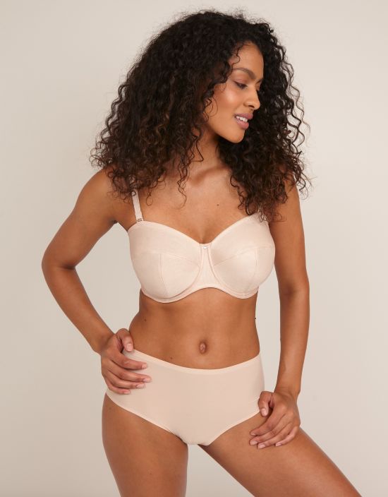 Wonderbra Ultimate Strapless bra review - 30FF - Big Cup Little Cup