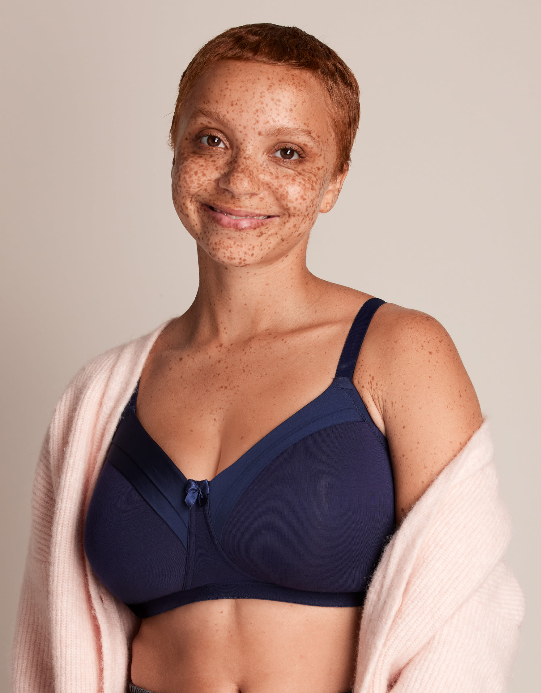 Mastectomy and post surgery bras in D+ sizes